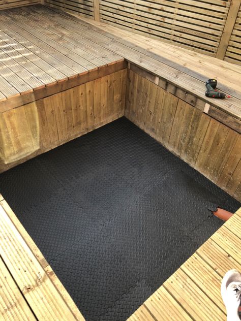 Sunken Hot Tub Deck Ideas, Hot Tub Under Deck, Hidden Hot Tub, Coin Spa, Hot Tub Deck Design, Guest House Cottage, Master Patio, Hot Tub Privacy, Sunroom Remodel