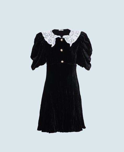 Miumiu Dress, Black Elegant Dress, Fame Dr Clothes, Noir Fashion, Kitsch Fashion, Velvet Dress Black, Gothic Noir, Witchy Academia, Desired Wardrobe