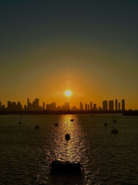 Red Dance, Miami Aesthetic, Blaze Of Glory, Calm Waters, Sun Sets, Calm Water, The Calm, Pink And Red, Beach Sunset