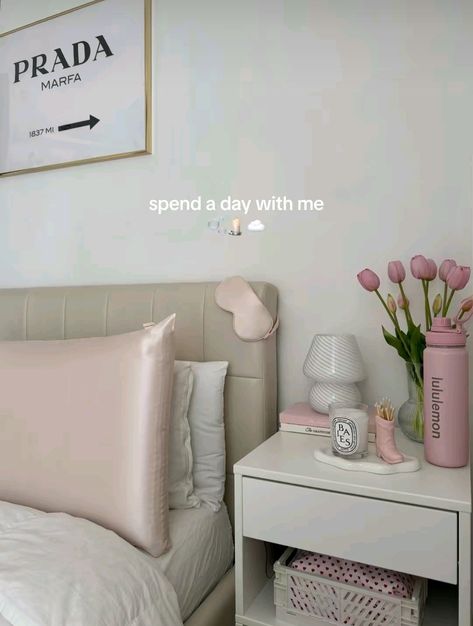 Habitacion Aesthetic, Light Pink Rooms, Winter Room, Room Vibes, Homes Decor, Ideas Room, Room Redesign, Girly Room, Preppy Room