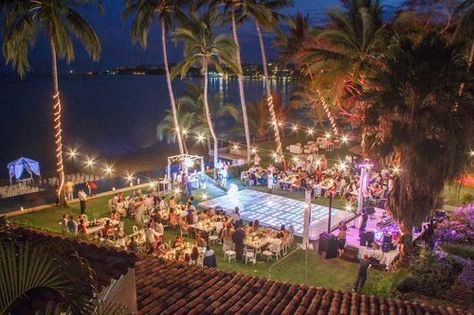 Top Mexico Wedding Venues | How to Marry in Mexico | Martoca Beach Garden, Bucerias, Riviera Nayarit Wedding Venues In Mexico, Wedding Venues Mexico, Mexico Wedding Venues, Acre Baja, Playa Del Carmen Wedding, Beach Wedding Aisles, Mexico Wedding Venue, Bright Table, Beach Wedding Locations