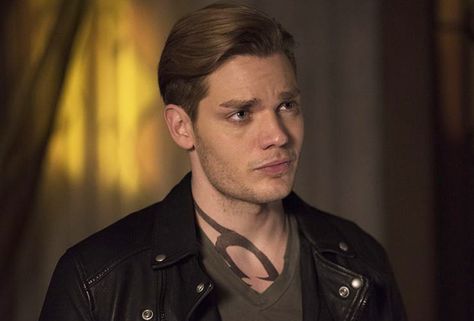 Warning: This article contains spoilers of a most sexy nature from Monday’s Shadowhunters. If you haven’t watched, return from whence you came. Conor Leslie, Alisha Wainwright, Fictional Character Crush, Clary And Jace, World Hair, Dominic Sherwood, Jace Wayland, Sarah Hyland, Matthew Daddario