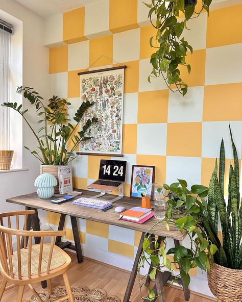 Dopamine Decoration, Pastel Home Office, Checkerboard Wall, Office Vibes, Dopamine Decor, Casa Vintage, Style Deco, Decoration Inspiration, Cute Room Decor