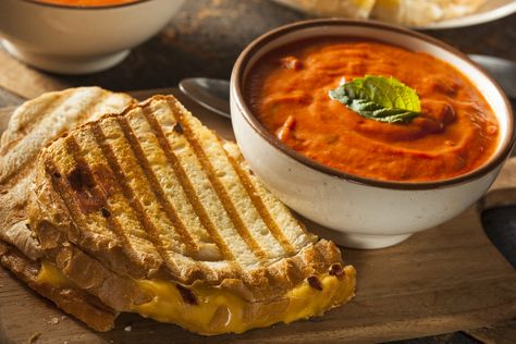 Omni Executive Chefs Present Four Sensational Soup Recipes Homemade Velveeta, Latin Kitchen, Creamy Tomato Basil Soup, Pizza Grilled Cheese, Potato Bar, Restaurant Copycat, Velveeta Cheese, Tomato Basil Soup, Video Motivation