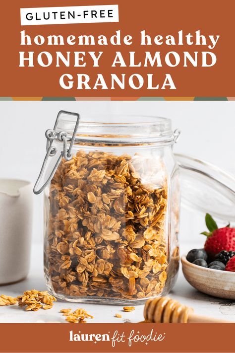 BEST EVER Homemade Healthy Honey Almond Granola Recipe Honey Almond Granola Recipe, Honey Granola Recipe, Almond Granola Recipe, Honey Almond Granola, Vanilla Almond Granola, Oat Bar Recipes, Granola Recipe Healthy, Honey Granola, Best Granola