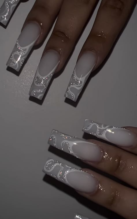 White Acrylic Nails With Glitter, Nails With Initials, Best Fall Nail Colors, Autumn Spirit, Long Acrylic Nail Designs, Long Nail Designs, White Acrylic Nails, Long Nail, Long Square Acrylic Nails