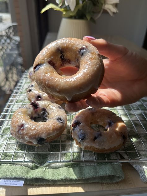 Light, Easy, & Fluffy Baked Blueberry Cake Donuts - Munchies By Mallory Super Donut Recipe, Blueberry Donut Cake, Lemon Blueberry Donut Recipe, Vanilla Cake Donut Recipe, Blueberry Doughnut Recipe, Homemade Blueberry Cake Donuts Recipe, Blueberry Baked Donut Recipes, Blueberry Cake Donuts Baked, Peanut Butter Donuts Baked