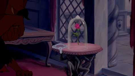 Animation Disney, Belle Beauty And The Beast, Dark Disney, Disney Things, Film Disney, Beauty Wallpaper, Old Disney, Fall Weddings, Disney Beauty And The Beast