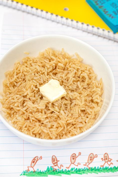 Cook Rice In Microwave, Rice In Microwave, Brown Rice Dinner, Microwave Brown Rice, Brown Rice And Quinoa, Starch Recipes, Healthy Brown Rice, Cheesy Broccoli Rice Casserole, Bean And Cheese Burrito