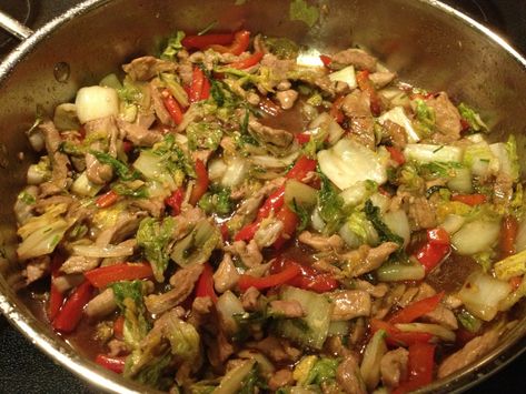 Stir Fry With Cabbage, Polynesian Dishes, Hoisin Pork, Napa Cabbage Recipes, Wok Recipes, Cabbage Stir Fry, Chinese Pork, Veal Recipes, Pork And Cabbage