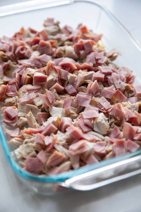 deli ham on chicken Recipes With Diced Ham, Deli Ham Recipes, Chicken Cordon Bleu Casserole Recipe, Deli Meat Recipes, Ham Dinner Recipes, Cordon Bleu Casserole, Ham Dinner, Chicken Cordon Bleu Casserole, Ham Casserole