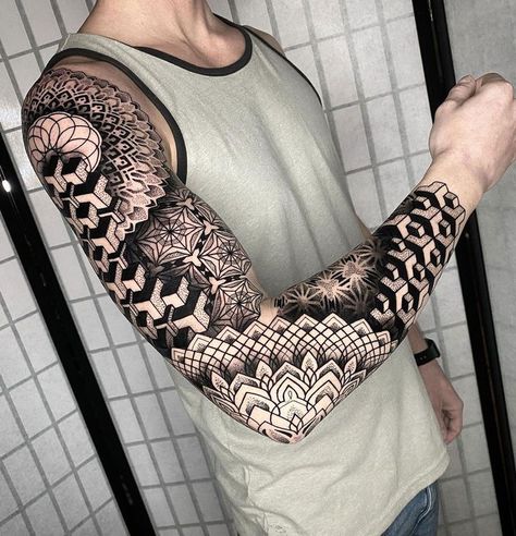 3D geometric sleeve by Raul Wesche, an artist based in Houston, Texas. Geometric Tattoo Sleeve Designs, Small Wave Tattoo, Mangas Tattoo, Tattoo 3d, Mandala Tattoo Sleeve, Geometric Mandala Tattoo, Tattoo Neck, Geometric Sleeve Tattoo, Tattoo Background