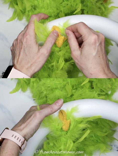 How to attach the green feather boa to a styrofoam wreath form Dollar Tree Grinch, Diy Grinch Wreath, Green Feather Boa, Grinch Christmas Door, Diy Grinch Decorations, Glamping Christmas, A Grinch Christmas, Grinch Diy, Diy Grinch