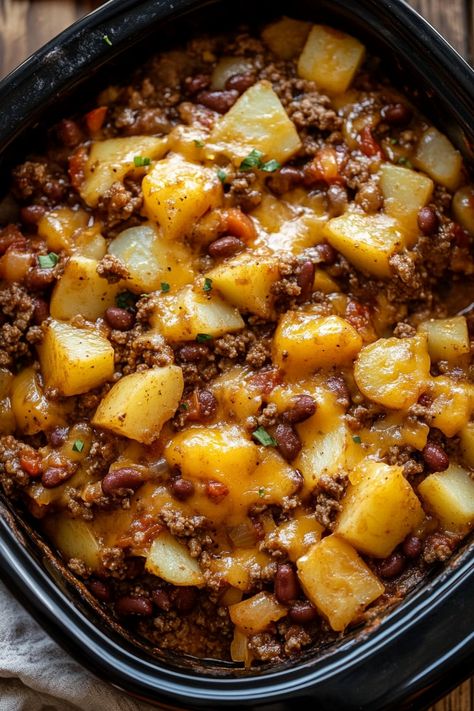 Family Dinner Recipes With Ground Beef, Cowboy Slow Cooker, Slow Cooker Sloppy Joe Casserole, Slower Cooker Hamburger Recipes, Dinner Ideas For Get Togethers, Hamburger Crock Pot Recipes Ground Beef, Ground Meat In Crockpot, Easy Supper Ideas Crockpot, Sunday Lunch Crockpot Meals