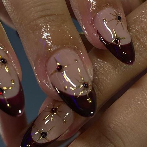 GEL X SPECIALIST | BELL GARDENS CA on Instagram: "c l o s e  u p s 🔱🍒                                               #nailart #nailinspo #goldchromenails #longnails    #rednails #downeynails #bellgardennails #pearlnails #pearlfrenchies" Christmas Nails Chrome, Almond Designs, Winter Nail Inspiration, Pink Christmas Nails, Gold Chrome Nails, Classy Baddie Nails, Red And Gold Nails, Bell Gardens, Bow Nails