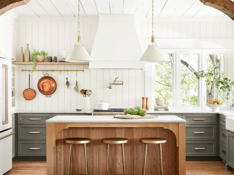 A Look Back at Our Favorite 'Fixer Upper' Designs | Fixer Upper: Welcome Home With Chip and Joanna Gaines | HGTV Gaines Kitchen, Joanna Gaines Kitchen, White Interior Paint, Two Tone Kitchen Cabinets, White Oak Kitchen, Kabinet Dapur, Two Tone Kitchen, White Appliances, Kitchen Ceiling