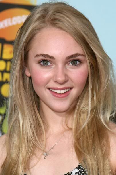 Anna Robb, Black Dress Red Carpet, Anna Sophia, Blonde Actresses, Soul Surfer, Annasophia Robb, Famous Girls, Famous Celebrities, Beauty Face