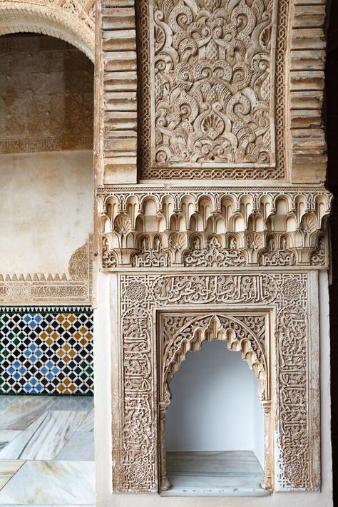 Interior of Alhambra, Granada. Andalusia, Spain. Muqarnas ceiling decoration and arabesques stock images Alhambra Granada, Andalusia Spain, Wood Works, Living Room Decor Modern, Ceiling Decor, Andalusia, Arabesque, Luxury Interior, Granada