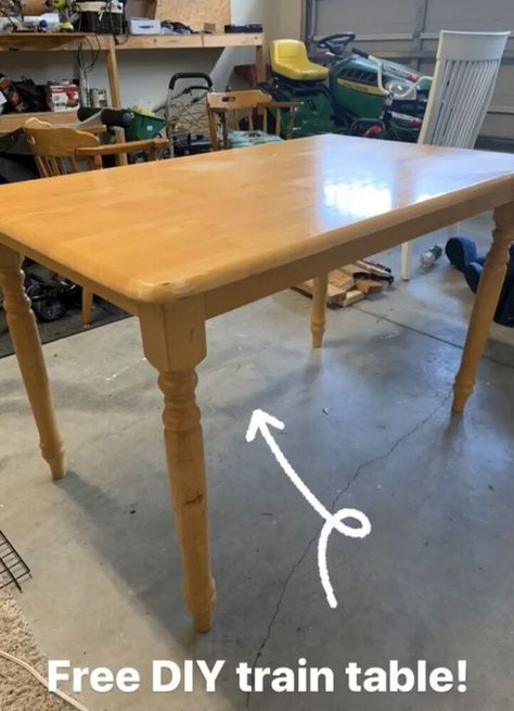 I found this table on marketplace for free, I was originally going to use it in our kitchen, but I found another table that fit better in our "breakfast nook." I didn't know what to do with this table, but I got an idea when my baby kept trying to play with his train tracks in his bedroom (which is all carpet) and it wasn't working too well for him. I kept looking for train tables for his room that weren't too expensive, but were cute and had no luck, so I figured I'd make him one i… Diy Train Table, Kids Train Table, Linen Spray Recipe, Diy Train, Diy Citronella, Rustoleum Chalk Paint, Large Scale Wall Art, Laundry Stripping, Model Train Table