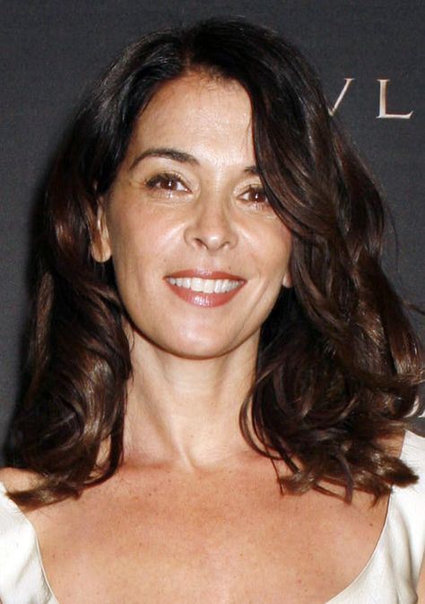 Annabella Sciorra Lina Esco, Annabella Sciorra, Hair Health, Hair Dos, Girl Power, Celebrity Crush, Dinner Party, Pop Culture, Hair Makeup