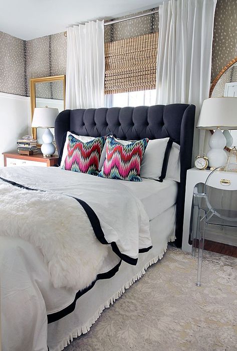 May Richer Fuller Be: Beds in Front of Windows {Yes You Can!} Hunted Interior, Black Headboard, Tufted Headboard, Decoration Inspiration, Beautiful Bedrooms, Dream Bedroom, My New Room, Home Fashion, Apartment Living