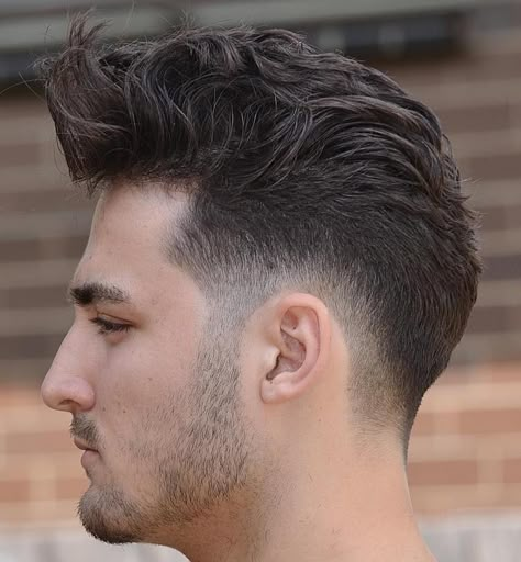 Haircut And Beard, Boy Haircuts Short, Curly Hair Fade, Gents Hair Style, Taper Fade Haircut, Cool Short Hairstyles, Faded Hair, Taper Fade, Men Haircut Styles