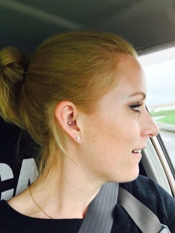 I'll take you in my backpack: My daith piercing experience (pain, after care, re... Daith Piercing Healing Process, Daith Piercing Jewelry Migraine Relief, Migraine Ear Piercing, Migraine Piercing Earrings, Migraine Piercing Daith, Daith And Tragus Piercing, Tragus And Daith Piercing, Daith Piercing Ideas, Piercing For Migraine Relief