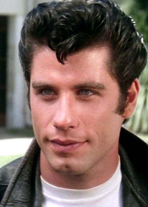 John Travolta John Travolta 70s, Johnny Travolta, Danny Zuko, Olivia Newton, Men Kissing, John Travolta, I John, Hair And Beard Styles, Beard Styles