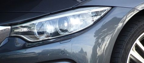 Clean Car Headlights, Cleaning Headlights On Car, Cloudy Headlights, Foggy Headlights, Best Cleaner, Clean Car, Car Fix, Car Head, Late Night Drives