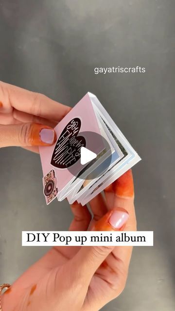 Mini Photo Albums Diy Gifts, Diy Craft Birthday Gifts, Scrapbook Ideas For Birthday Mini Albums, Diy Photo Birthday Gifts, Photo Pop Up Box Diy, How To Make A Mini Scrapbook, Things To Do With Photos Craft Ideas, Mini Birthday Card Ideas, Diy Album Ideas