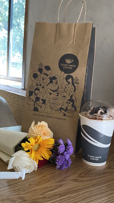 Third wave coffee or flowers Third Wave Coffee Snapchat, Snapchat Home, Coffee Snapchat, Third Wave Coffee, Healthy Homemade Recipes, Healthy Homemade, Tomorrow Will Be Better, Homemade Recipes, Snapchat