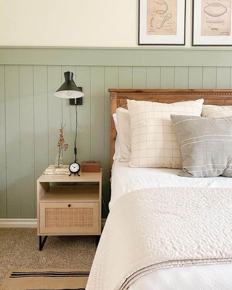 30 Farmhouse Half Wall Paneling Ideas to Enhance Your Home Light Green Wainscoting, Neutral Boys Bedroom, Green Wainscoting, Half Wall Paneling Ideas, Half Wall Paneling, Wall Paneling Ideas, Bedroom Cream, Paneling Ideas, Vertical Shiplap