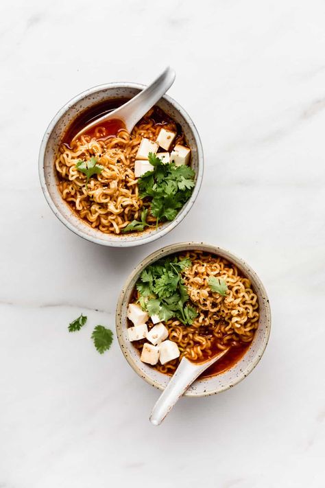 Vegetarian Ramen Recipe, Kimchi Ramen, Vegetarian Ramen, Vegan Kimchi, Fermented Cabbage, Vegan Ramen, Ramen Recipes, Vegan Soups, Ramen Noodles