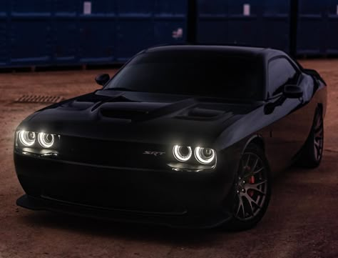 Dodge 2019 Challenger SRT Hellcat Doge Car, Doge Challenger, Trueno Ae86, Toyota Sprinter, Aesthetic Car Wallpapers, Cleaning Cars, Car Organization Ideas, Car Organizers, Cars Decorations