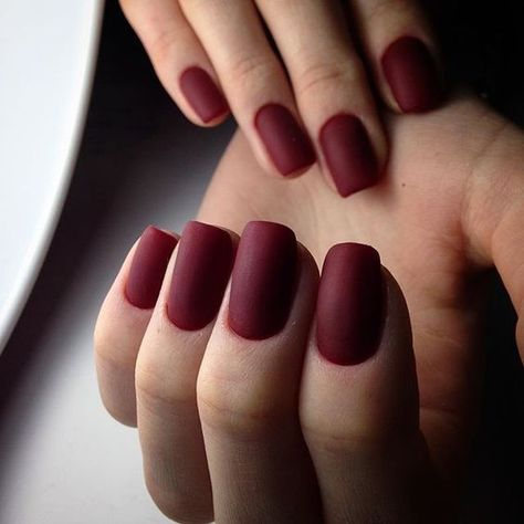 Dark Red Matte Nails Short, Dark Matte Red Nails, Wine Nails Matte, Matte Wine Red Nails, Maroon Nails Matte, Matte Wine Nails, Matte Dark Red Nails, Acrylic Nails Maroon, Maroon French Tip