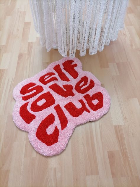 Self Love Club Tufted Rug, Self Love Club Rug, Baddie Rugs, Miminalist Aesthetic, Y2k Rugs, Rug Business, Minimalistic Bedroom, Tufting Ideas, Rug Quotes