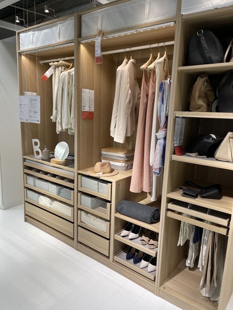 Pax Combinations, Small Dressing Room Ideas On A Budget, Wardrobe Design Layout, Wardrobe Internal Design, Balcony Ideas On A Budget, Bedroom Built In Wardrobe, Ikea Wardrobe, Dressing Room Closet, Small Balcony Ideas Apartment