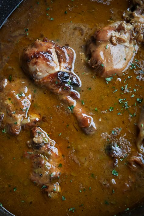 Cajun style chicken and gravy is the quintessential Louisiana comfort food recipe! Chicken Legs And Gravy Crockpot, Cajun Meatballs And Gravy, St Lucia Recipes, Cajun Dishes New Orleans, Stewed Chicken Leg Recipes, Stewed Chicken Thighs, Stewed Chicken And Rice, Southern Louisiana Recipes, Cajun Food Recipes