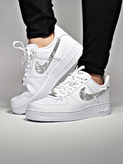 Af1 Custom Ideas, Air Force Ones Custom, Rhinestone Nike, Gift 21, Rhinestone Sneakers, Birthday Shoes, Af1 Custom, Air Force 1 Shoes, Nike Air Force 1 Custom