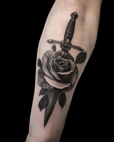 3,401 Likes, 36 Comments - JIMI MΛY (@jimimay) on Instagram: “🗡 Classic🌹... @fkirons @_littletokyo_ . #rose #rosetattoo #dagger #traditional #tattoo #art” Rose And Dagger Tattoo, Traditional Dagger Tattoo, Anatomical Tattoos, Rose Tattoo Forearm, Rose And Dagger, Seshomaru Y Rin, Black Rose Tattoos, Rose Drawing Tattoo, Shiva Tattoo Design