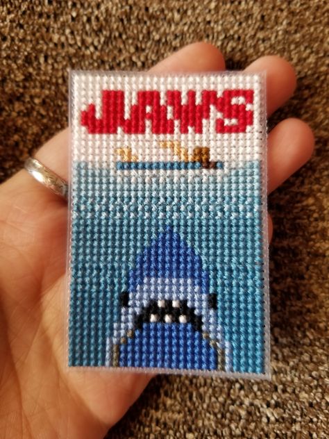 Jaws Cross Stitch Pattern, Cross Stitch Horror Pattern, Jaws Cross Stitch, Cross Stitch Movie Posters, Cross Stitch Decoration, Pop Art Cross Stitch Pattern, Cross Stitch Gift Ideas Projects, Horror Cross Stitch Pattern, Micro Cross Stitch