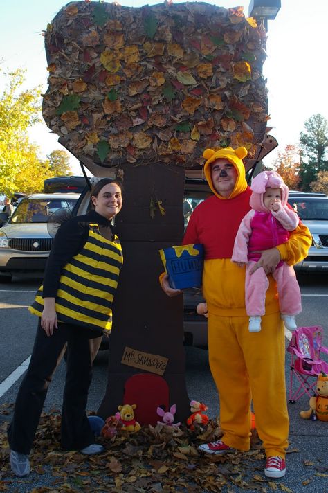 Winnie the Pooh trunk or treat from http://brianandkimgray.blogspot.com/2010/10/trunk-or-treat.html?m=0 100 Acre Woods Trunk Or Treat, Hundred Acre Woods Trunk Or Treat, Pooh Trunk Or Treat Ideas, Trunk Or Treat Winnie The Pooh, Pooh Trunk Or Treat, Winnie The Pooh Trunk Or Treat, Winnie The Pooh Horse Costume, Church Trunk, Trick Or Treat Costume