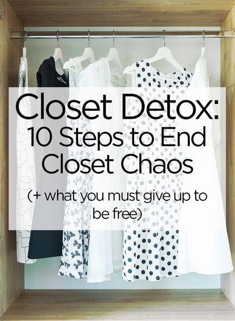 Declutter Clothes, Closet Detox, Shoe Organization, Declutter Closet, Closet Clutter, Declutter Your Home, Minimalist Wardrobe, Clothes Closet, Closet Space