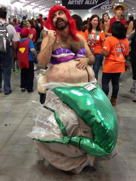 Fun 'N' Frolic: 10 Times Cosplayers Got It Wrong Lady Gaga Costume, Comic Con Outfits, Cosplay Couple, Comic Costume, Mermaid Cosplay, Comic Con Costumes, Best Couples Costumes, Marvel Costumes, Mermaid Halloween