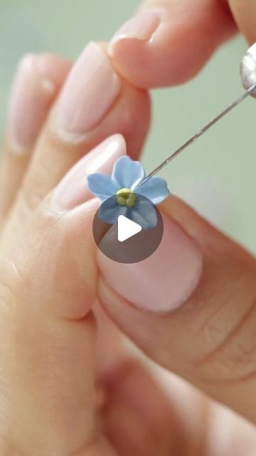 Julia Oleynik on Instagram: "💕Creating clay forget-me-nots💕 Hi everyone, I hope you had a nice weekend. Forget-me-nots are like flowers from childhood. Quivering, small and so beautiful. Did you know that forget-me-nots are not only blue? ~ P.S.Thank you for your wishes, I read each one." Small Clay Flowers, Blue Forget Me Not Flowers, Forget Me Nots Flowers, Polymer Earrings, Nice Weekend, Diy Crafts Paper Flowers, Flower Cookies, Forget Me Nots, Crafts Paper