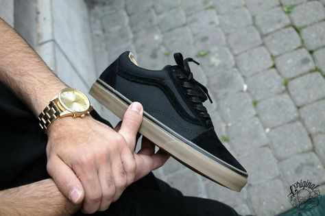 Cool Vans Shoes, Vans Shoes Fashion, Mens Vans Shoes, Tenis Vans, Kicks Shoes, Fresh Shoes, Hype Shoes, Vans Off The Wall, Gym Shoes