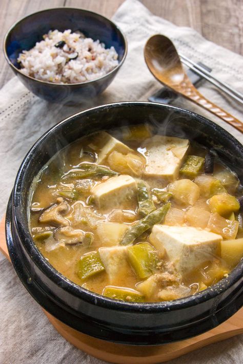 Doenjang Jjigae Recipe Jigae Korean Food, Doenjang Jjigae Recipe, Doenjang Jjigae, Korean Stew, Jjigae Recipe, Koreansk Mad, Korean Soup, White Cabbage, Dried Fish