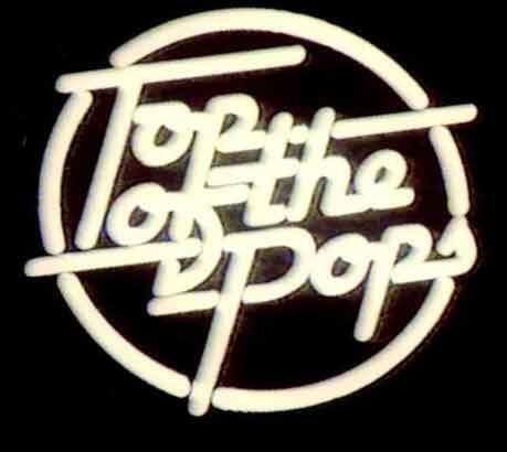 Top of the pops opening titles/logo 1978 via @Platform 39 80s Radio, Top Of The Pops, British Music, Childhood Memories 70s, World Of Tomorrow, My Childhood Memories, Bbc One, British Tv, Retro Tv