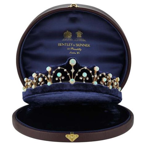 1stDibs: Antique and Modern Furniture, Jewelry, Fashion & Art Bluff City, Pearl Tiara, Gold Tiara, Crowns And Tiaras, Diamond Tiara, Aquamarine Necklace, Royal Jewels, Jewellery Shop, Bespoke Jewellery