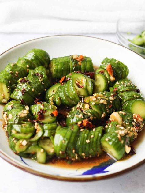 Asian Cucumber Recipe, Chinese Cucumber, Korean Cucumber Salad, Thai Cucumber Salad, Korean Cucumber, Spicy Cucumber Salad, Asian Cucumber Salad, Cucumber Salad Recipe, Resep Salad